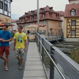 Adam a Miško si dávajú romatickú prechádzku v historickom Bambergu