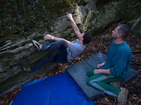 Bouldering na Rozbehoch (video)