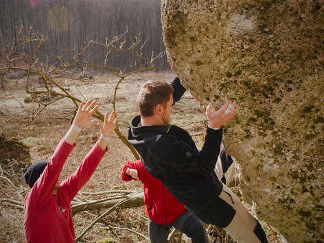 Bouldering na Rozbehoch (video)